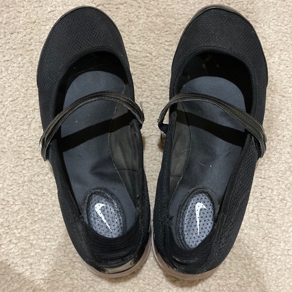 Nike Mary Jane Shoes - used. 8.5 women’s